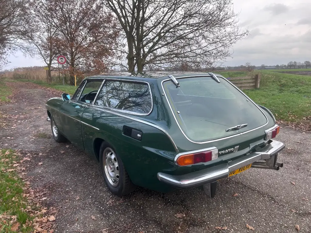 Volvo-P-1800-ES-4.webp