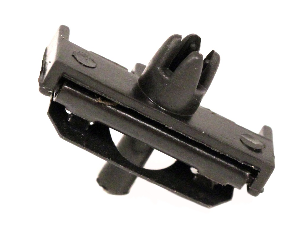 Volvo Clamp see no 1372113 Volvo part no 1304967