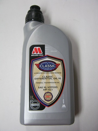 Millers olie SAE90 GL5 EP90 differentieel achteras cardan 1 liter - (er is totaal 1.3 liter benodigd) 140, 145, 164, 240, 260, 340-360, 440, 460, 480, 740, 760, 780, 940, 960, Amazon 121, Amazon 122 S, Amazon 220, P 1800, P 1800 E, P 1800 ES, P 210 D
