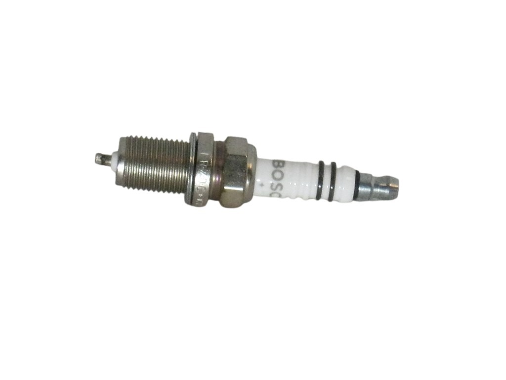 Volvo Spark plug 850+S70+V70  B5202S+B5252S+B5254F 960 B6254F+B6304F Volvo part no 378300
