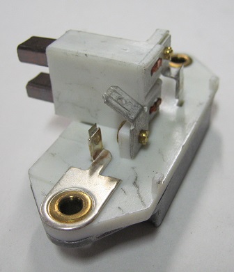 Koolborstelbrug voor 55/65 amp dynamo Iskra Mahle 79910211 140, 145, 164, Amazon 121, Amazon 122 S, Amazon 220, C202, C303, P 1800, P 1800 E, P 1800 ES, P 210 Duett, PV 445 DUETT, Pv 544