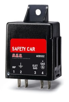 Volvo Relay safety relay 4 pole LPG relay AEB552 4 pole Volvo part no AEB552