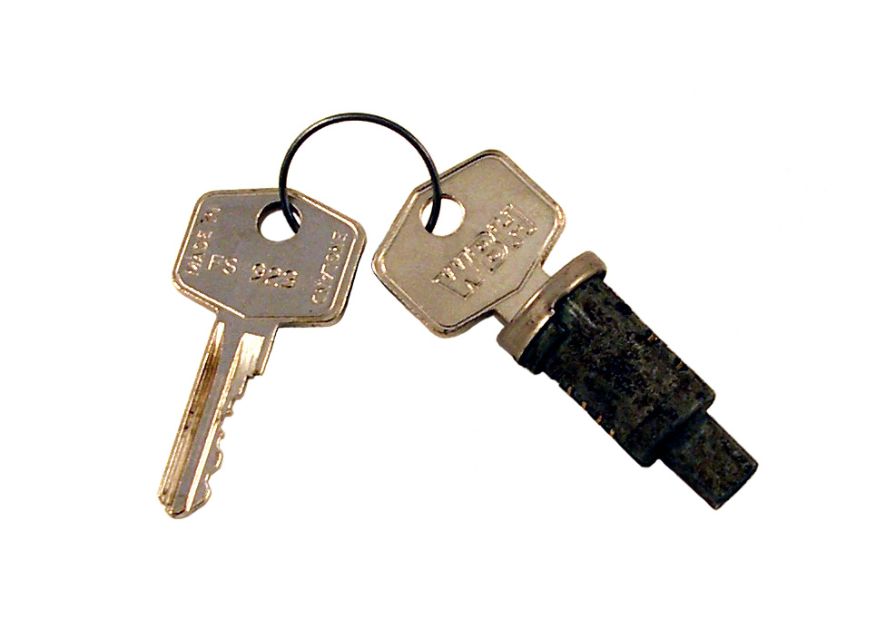 Slot koffer 145+164+ 2 sleutels NIET MEER LEVERBAAR