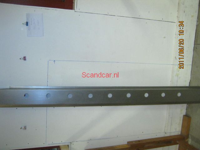 Volvo Sheet metal Amazon inner sill right inner part of part 653810 part with round holes Volvo part no 9020062