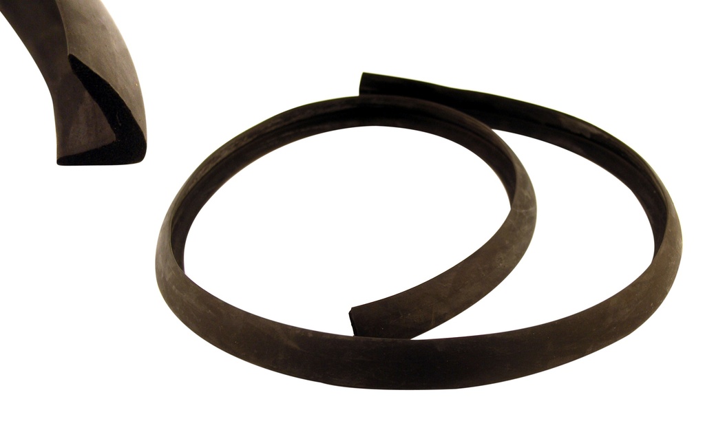 Volvo Rubber door jamb Amazon 4 door vertical (4 pieces required)654269 Volvo part no 92509