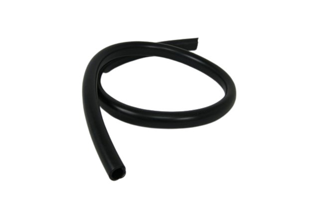 Slang carterventilatie P1800E+140+164 70cm lang diam 18mm vacuumslang B20 B30