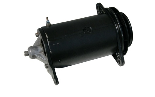[233630R] Volvo Dynamo Bosch 6 volts EXCHANGE (deposit eur 100) Volvo part no 233630R