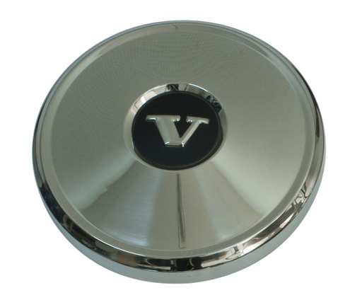 [670437] Volvo Hubcap PV+Amazon+P1800+140 1964+ chrome with black circle around the V Volvo part no 670437